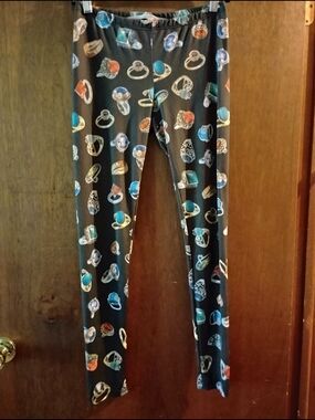 VINTAGE Body Central Graphic Leggings - Rare Jewelry Ring Print